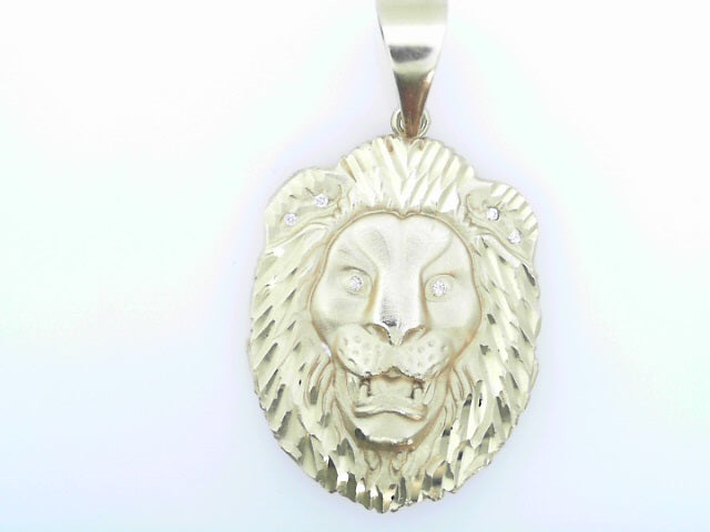 14 KARAT CHARM WEIGHT: 7.1G
SIZE/ OTHER: CZ DC LI
