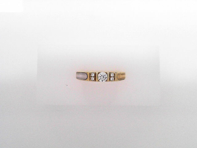 14 KARAT SATIN RING SIZE 7 WEIGHT: 2.1G
3.4MM CZ