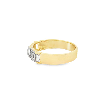 14 KARAT RING SIZE 10 WEIGHT: 4.5G : 5.1MM CZ  GRE