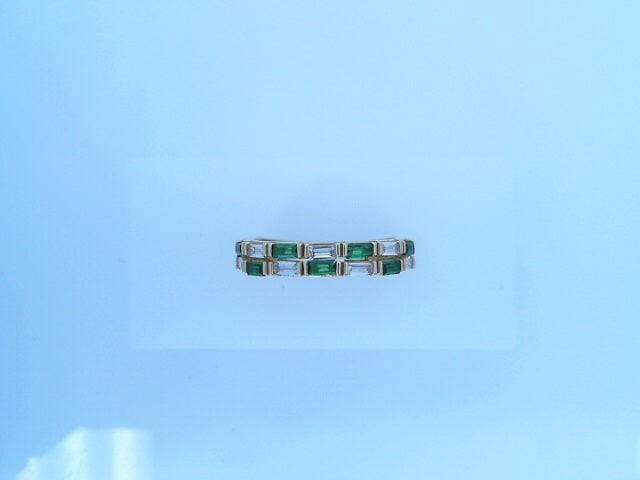 14 KARAT RING SIZE 7 WEIGHT: 2.4G
CZ GREEN CLEAR