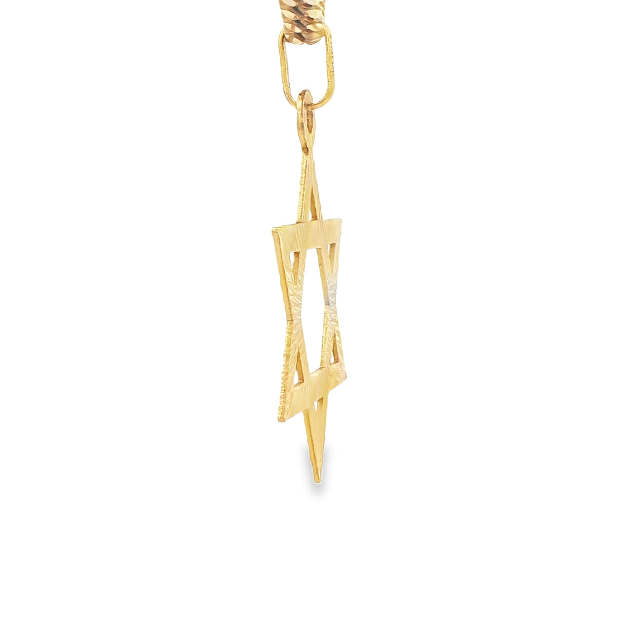 18 KARAT DIAMOND CUT CHARM WEIGHT: 2.3G SIZE/ OTHE