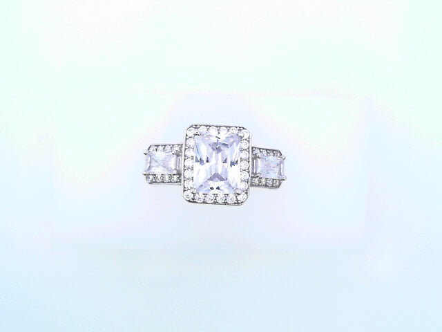 14KR 4.1G RING #63/4 CZ 3 STONES CLEAR