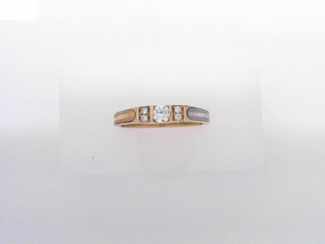 14 KARAT SATIN RING SIZE 10 WEIGHT: 2.6G
3.6MM CZ