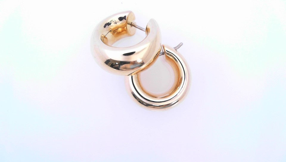14 KARAT EARRINGS WEIGHT: 4.1G : OVAL NEGATIVE SPA