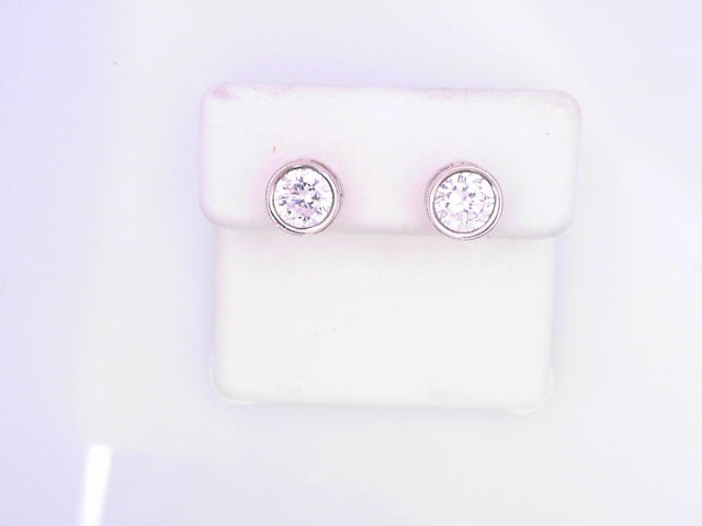 14KE 1.5G
WHITE CZ
ROUND STUD