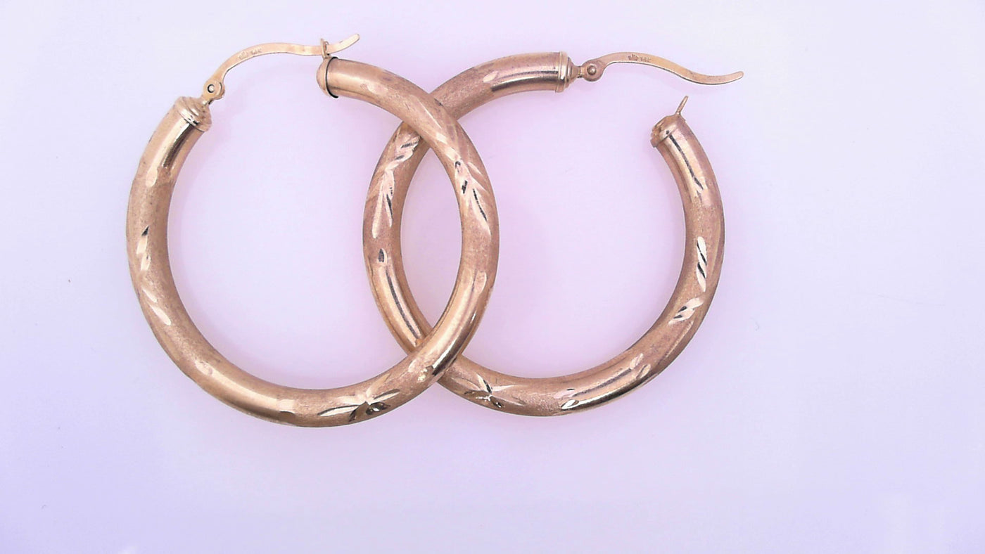 EARRINGS 14 KARAT SATIN MEDIUM HOOP EARRINGS WEIGH