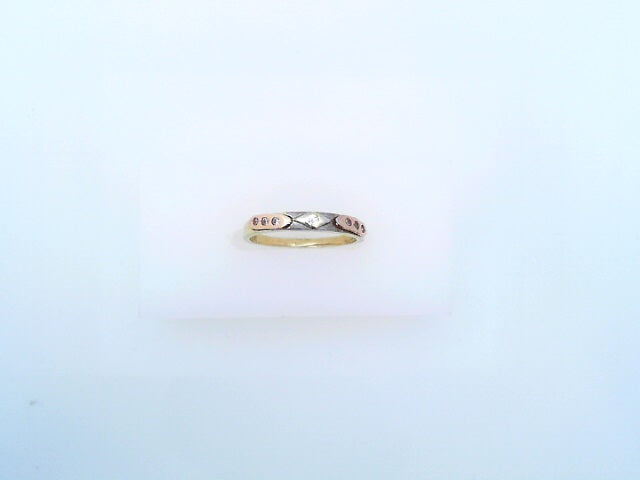 14 KARAT SATIN RING SIZE 6.5 WEIGHT: 1.7G
2.7MM C