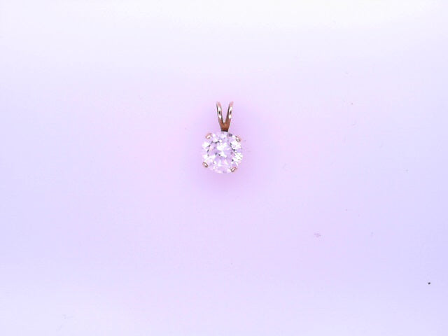 14 KARAT CHARM WEIGHT: 0.7G : CZ CLEAR ROUND