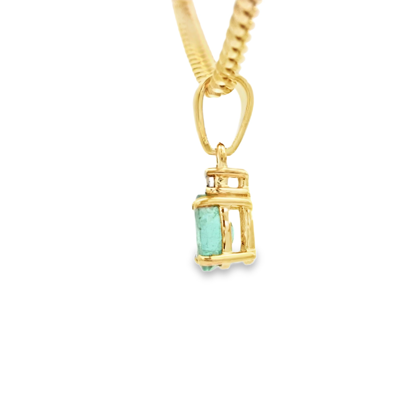 14K FREE FORM PENDANT NATURAL EMERALD OVAL