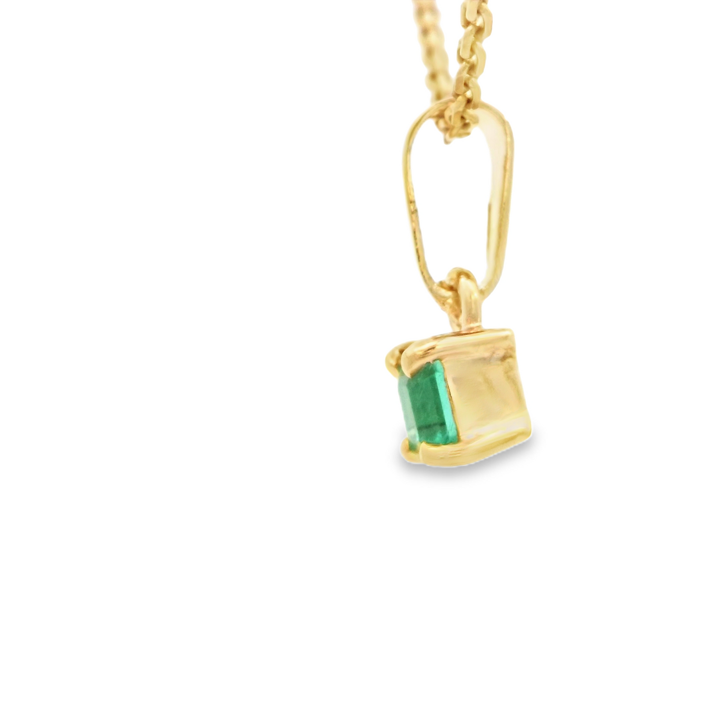 18 Karat Pendant Natural Emerald