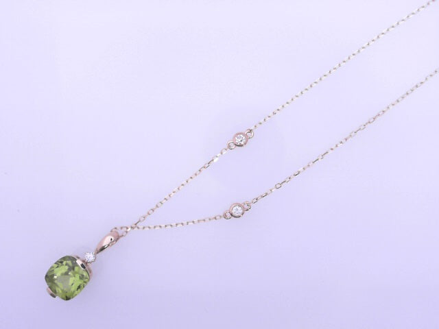 14 KARAT PENDANTS WEIGHT: 2.0G
PERIDOT OVAL CUSHI