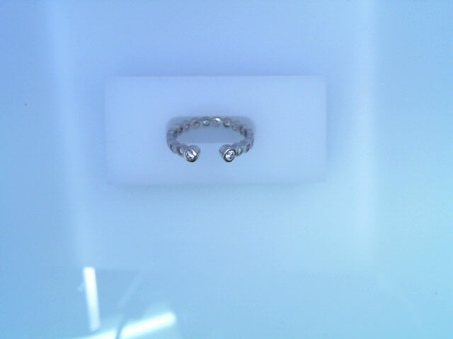 RING 18KR W 2.1G #7 20CZ OPEN RING