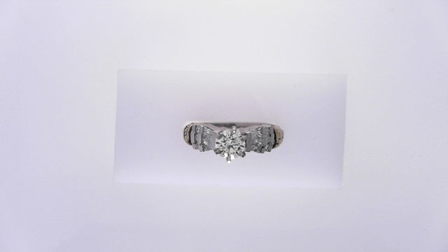 RING PLATINUM #6.5 8.2g ENGAGEMENT DIAMOND 0.70ct