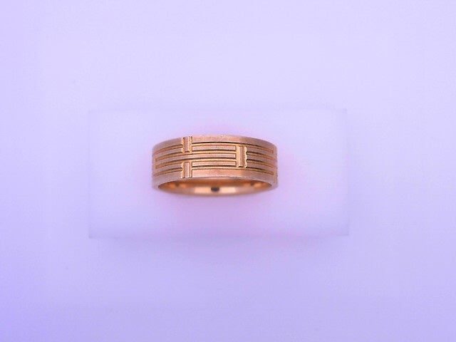14 KARAT RING SIZE 5.25 WEIGHT: 2.1 : CZ RED OVAL