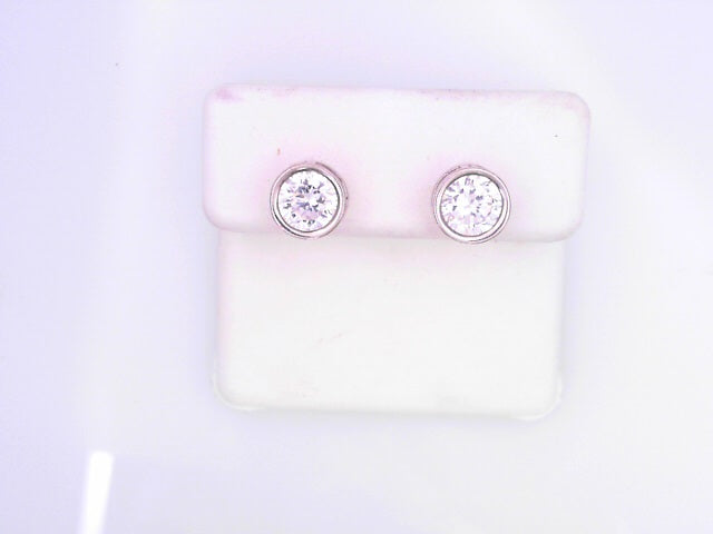 14KE 1.5G
WHITE CZ
ROUND STUD