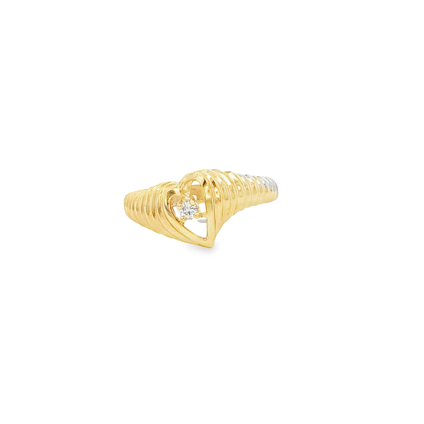 14 KARAT RING SIZE 6 WEIGHT: 2.9G : NATURAL DIAMON