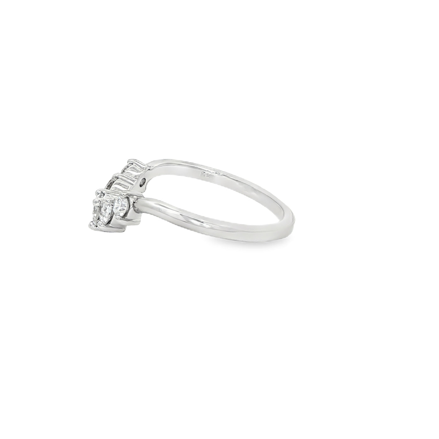 14 KARAT RING SIZE 8 WEIGHT: 3.0G : NATURAL DIAMON