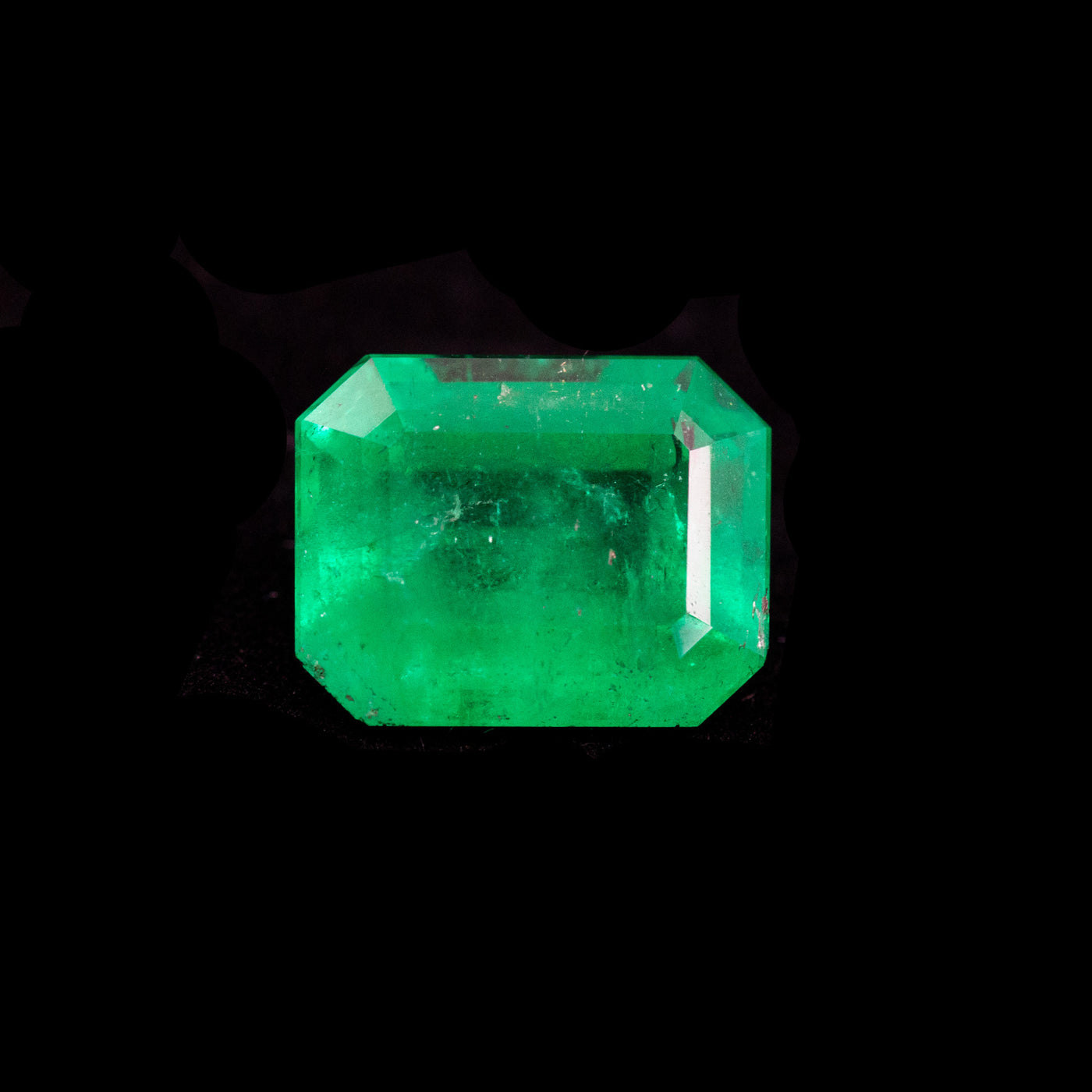 Emerald AAA 6.88ct