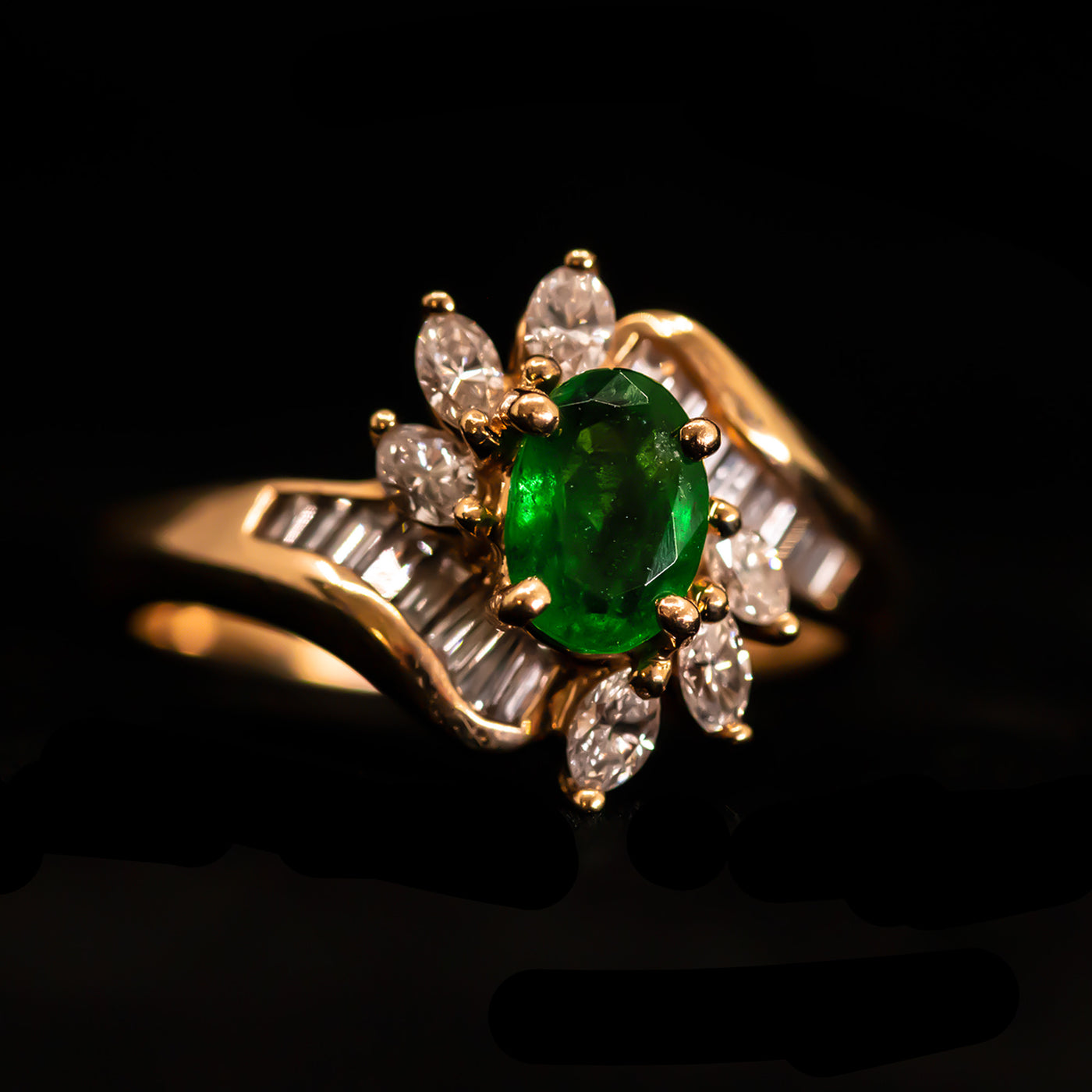 14K Yellow Gold Floral emerald ring