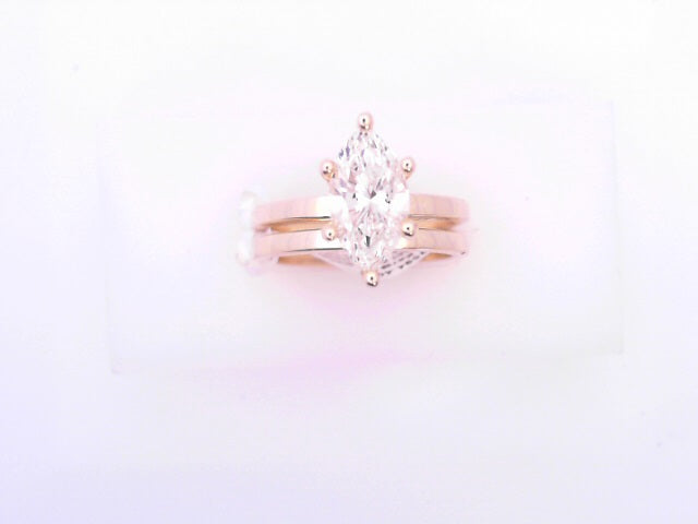 14 KARAT RING SIZE 7.5 WEIGHT: 6.6G : NATURAL DIAM