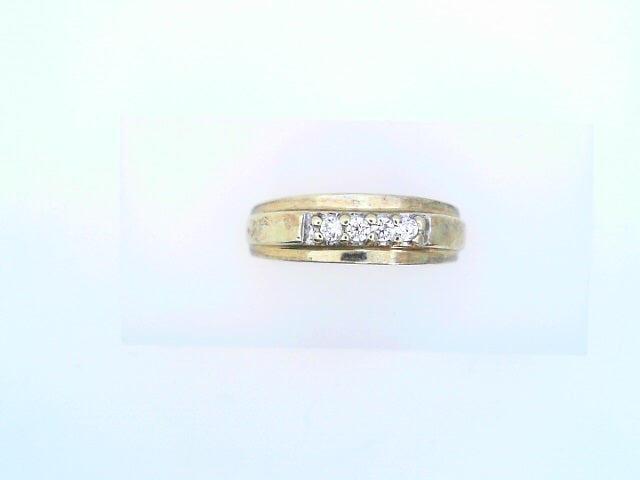 14 KARAT RING SIZE 10 WEIGHT: 4.2G
6MM CZ BEVELED