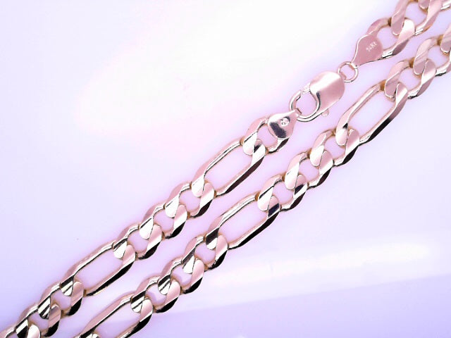 14 KARAT FIGARO CHAIN LENGTH: 22
WEIGHT: 78.9G SI