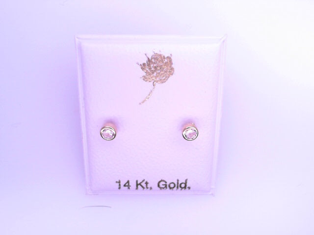 14 KARAT STUD EARRINGS WEIGHT: 0.8G : 5MM CZ CLEAR