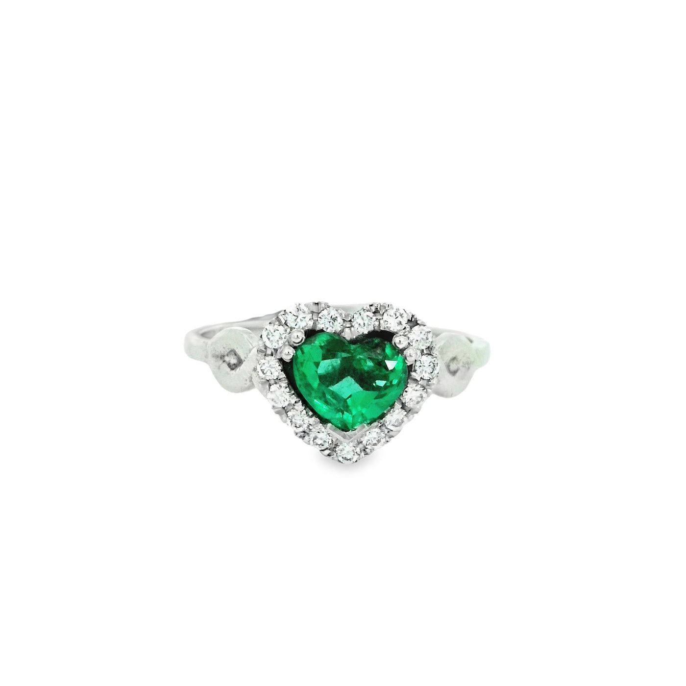 18KR NATURAL EMERAL HEART3.1G #71/4 DIAMOND HALO