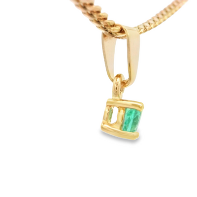 18 Karat Pendant Natural Emerald