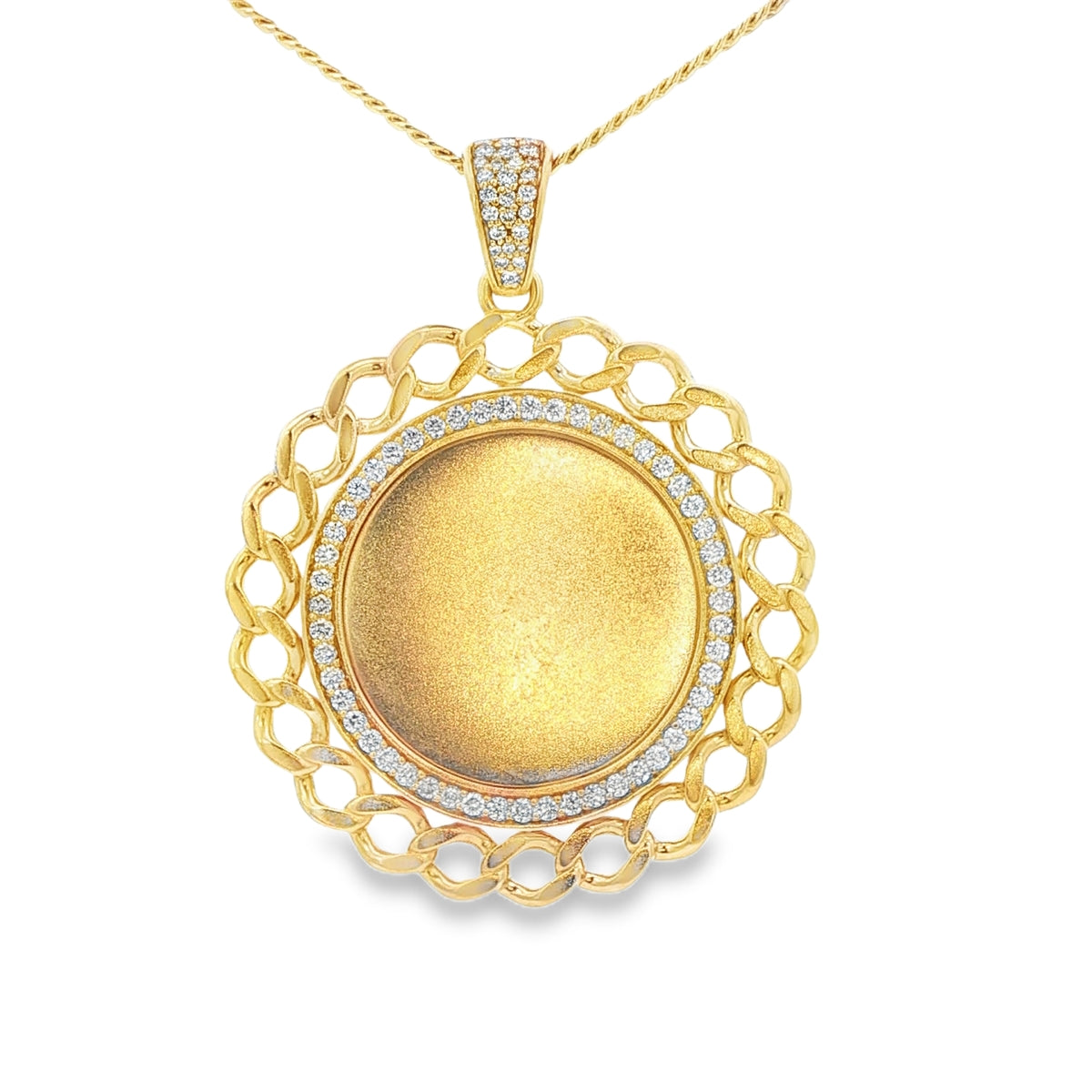 14 KARAT PENDANT NATURAL DIAMOND ENGRAVABLE ROUND CHAIN LINK BORDER