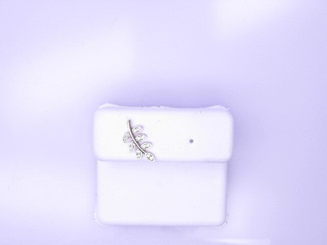 PIERCING 14KE Leaf Cz Screw SingleCartilage0.6g