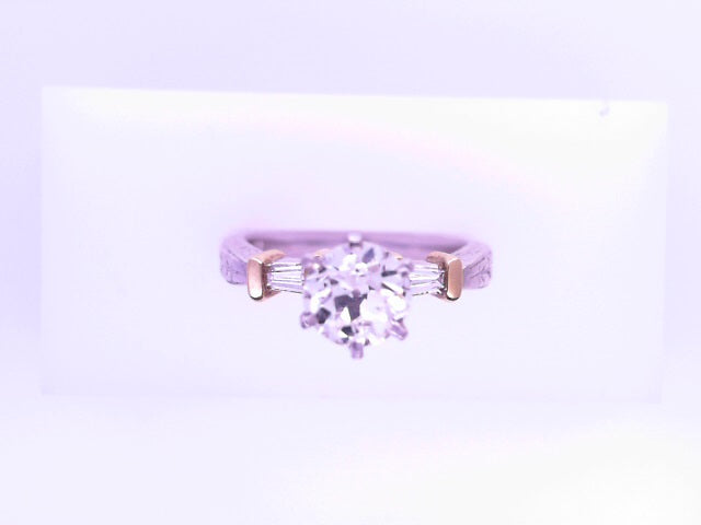 PLATINUM SIZE 6.75 WEIGHT: 7.2G : NATURAL DIAMOND
